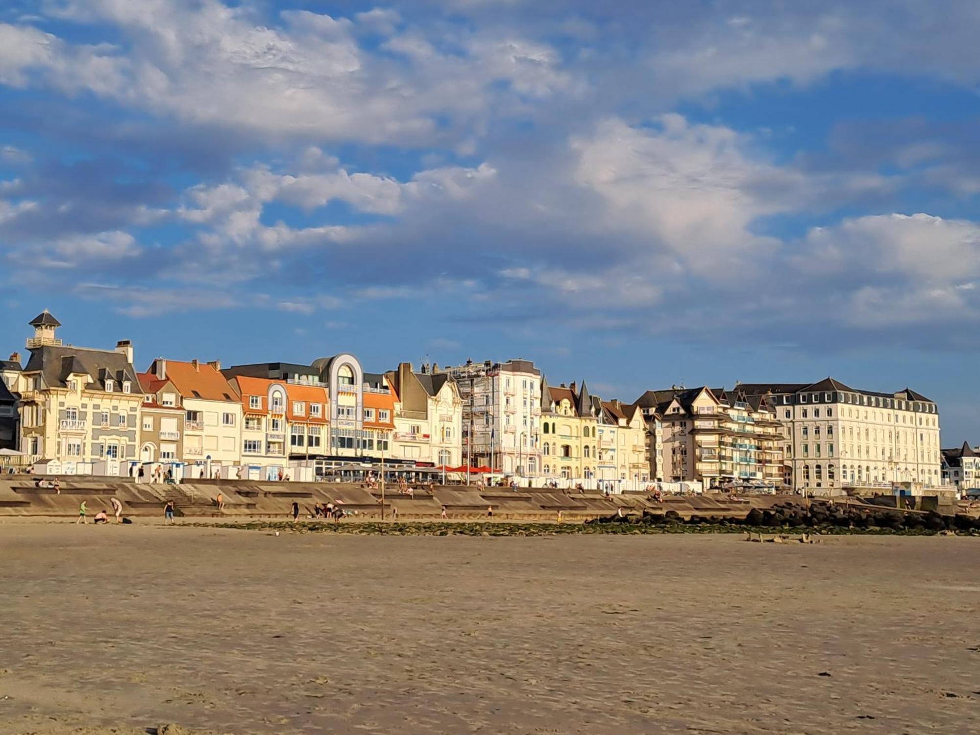 Cosy Neuf Pres De La Mer,balcon Et Parking Gratuit Apartment Wimereux